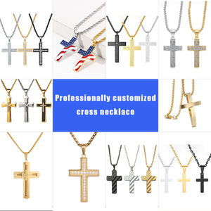 Bijoux de mode hommes femmes colliers Non ternir PVD plaqué or personnalisé en acier inoxydable 316L croix pendentif collier - Product Image 3