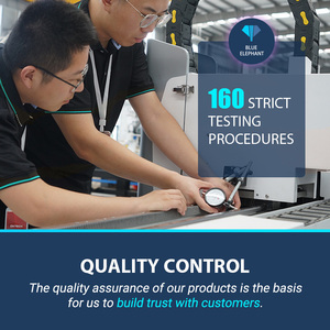 Macchina Bordatrice e Rifilatrice Flessibile ad Alta Efficienza E-700-3 Pro Curve, per la Lavorazione di Pannelli di Forma Irregolare - Product Image 4