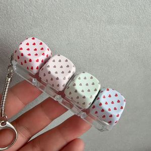 Porte-clés pendentif personnalisé en PVC UV, capuchon de touche de clavier à pois, jouet anti-stress, bouton de réduction de pression, pression au bout des doigts, bout des doigts lumineux - Product Image 2