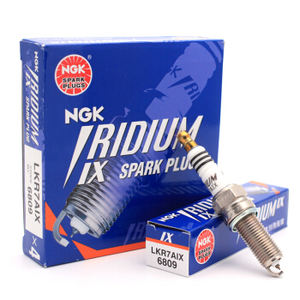 Vente en gros de bougies d'allumage NGK authentiques, vente chaude, haute qualité, 6809 LKR7AIX OEM 12290-R70-A020-M2 9829930180 90048-51190-000 - Product Image 1
