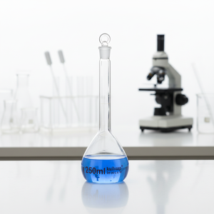 ขวดวัดปริมาตรแก้วโบโรซิลิเกตชนิดคอแหลม ทนกรด สำหรับห้องปฏิบัติการเคมี ขนาด 5-2000 มล. พร้อมจุกแก้ว - Product Image 6