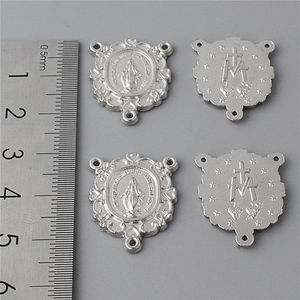 Zink legierung Silber Farbe Jungfrau Maria Mittelpunkt Metall Religiöse Medaille 19*23mm CP023 Anhänger für Katholischen Rosenkranz, Der - Product Image 2