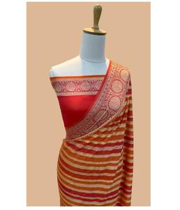 ผ้าซิฟฟอนบริสุทธิ์พิมพ์ลายพาวเวอร์ลูม  แบบบาเนราสี  ตกแต่งด้วยลายปักแบบทันสมัย พร้อมผ้าสำหรับตัดเสื้อแบบไม่เย็บเข้าชุด  เหมาะสำหรับงานปาร์ตี้ทุกฤดูกาล - Product Image 1