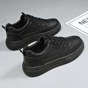 Vente en gros d'usine - Sneakers basses à plateforme pour hommes - Tige en PU, semelle en caoutchouc, style décontracté pour la marche - Product Image 3