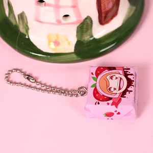 Llavero de acrílico personalizado con diseño de chocolate de dibujos animados, tu logo artístico, ligero, miniatura, regalo de comida, para amantes de la gastronomía y negocios. - Product Image 2