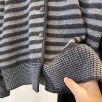 Pull cardigan rayé rétro unisexe coupe ample style coréen pour enfants, nouvelle collection automne/hiver 2026