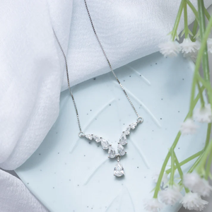 Collar de Tenis de Moissanita con Cadena Fina y Elegante, Plata de Ley 925 Sólida y Duradera, Joyería Elegante para Mujer - Product Image 2