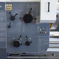 Mesin Bubut Manual Horizontal Heavy Duty Diameter Besar untuk Pemotongan dan Pembubutan Logam