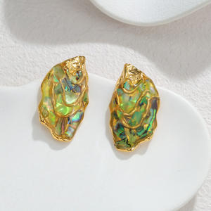 Pendientes Asimétricos de Concha de Abulón Irregular, Acero Inoxidable, Chapado en Oro Real, Joyería llamativa y Resistente a la Decoloración - Product Image 3