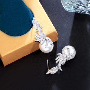 Đối Xứng Tuyệt Đẹp Micro Pave Cubic Zirconia Stones Mạ Bạc Phụ Nữ Dangling Drop Bông Tai Ngọc Trai Trang Sức Thời Trang Mới - Product Image 6