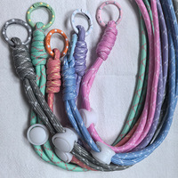Dragonne de téléphone créative courte tressée en nylon faite à la main, porte-clés pour étui de téléphone, sangle pour badge d'identification, dragonne multicolore pour usage quotidien