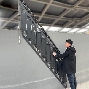 Scala Pieghevole da Parete in Lega di Alluminio, Scala Domestica Laterale con Capacità di Carico di 300 kg e Dimensioni di 2 m - Product Image 3