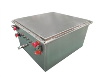 Paket Baterai Lithium 51.2V 4000 Siklus Umur Pakai Panjang Mendukung Maksimal 4 Sel Modul Daya Tahan Air Stabil untuk Kapal Laut