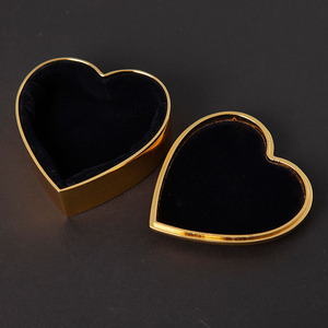 Nouvelle boîte à bijoux en métal en forme de cœur, style américain, modèle C31, pour bagues et rangement de décoration intérieure, vente en gros - Product Image 3