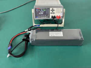Batterie solide à très haute tension jusqu'à 420 Wh/Kg, 22,2 V 6S 120000 mAh, batterie Lipo QS-8S pour drone de cartographie longue portée - Product Image 6