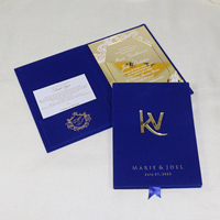 Luxuriöse Königsblaue Samt-Hochzeitseinladungs-Suite Maßgefertigte Gold-Spiegel-Acrylkarte Mit Tasche und Band für Hochzeitszeremonie