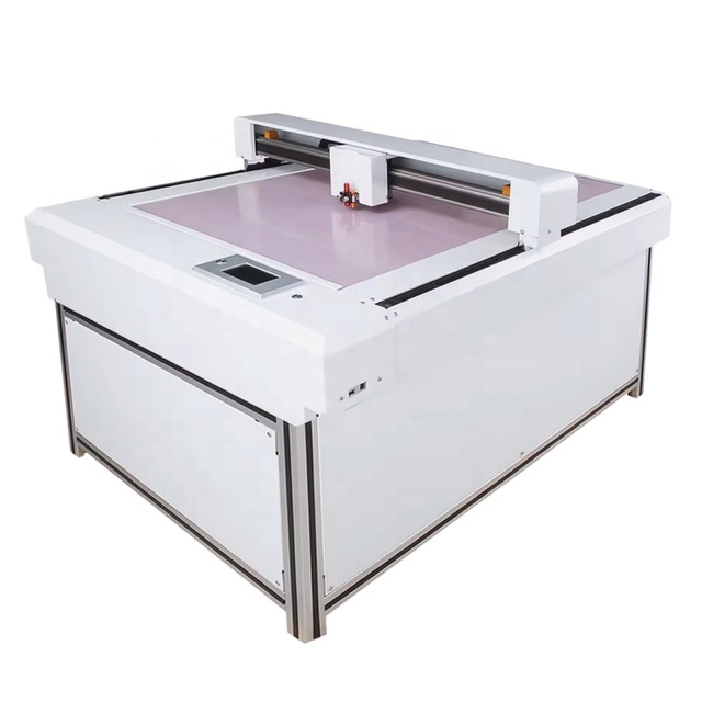 MOMOTECH Double Head 900gsm Carton Box Digital Flatbed Cutter Machine Support Contour Cutting 600*450mm Flatbed Cutter Plotter