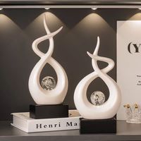 Sculptures en céramique d'art abstrait de luxe nordique moderne, décorations géométriques créatives uniques pour la maison, ornements en porcelaine pour le bureau et la maison