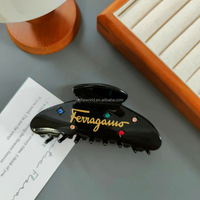 BELLEWORLD vente en gros LOGO personnalisé mode coréenne acétate pinces à cheveux pour femmes Vintage rétro lettre grandes pinces léopard