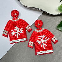 Boucles d'oreilles clous délicates flocon de neige AHAYA pour femme, mini bijoux fantaisie motif T-shirt rouge, style bohème fait main pour tenue quotidienne