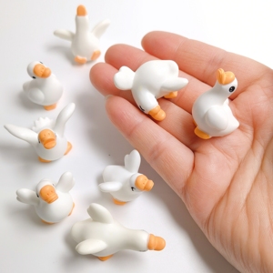 Figuras <span class=keywords><strong>de</strong></span> Gansos Blancos Adorables, Adornos <span class=keywords><strong>de</strong></span> Resina en Miniatura, Accesorios Decorativos para Micro Paisajes y Manualidades - Product Image 4