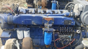 Motor diésel de 6 cilindros usado original WD618 de excelente rendimiento para maquinaria de construcción Weichai con precio competitivo - Product Image 3