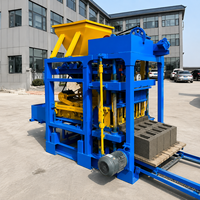 Machine entièrement automatique de fabrication de briques creuses, machine de fabrication de blocs de béton automatique pour l'Asie du Sud-Est, l'Indonésie
