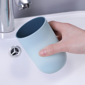 Vaso minimalista para cepillos de dientes, plástico grueso de dos tonos, 301-400ml, color sólido, para uso doméstico en el baño, para parejas - Product Image 3