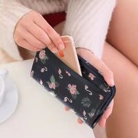 Portefeuille de voyage personnalisé pour femme avec imprimé floral, fermeture éclair, organiseur de documents de voyage, pochette pour carte de crédit, carte d'identité, passeport
