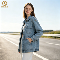 Manteau en jean bleu clair pour femme, design oversize, col en daim, poches fonctionnelles, teinture unie, rembourrage en coton, PU, hiver