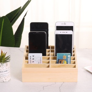 กล่องเก็บโทรศัพท์ไม้แบบหลายช่อง 12 24 36 48 ช่อง กล่องจัดระเบียบบนโต๊ะสำหรับห้องเรียน ห้องประชุม ร้านซ่อม - Product Image 1