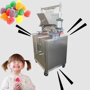 Küçük laboratuvar yarı otomatik ölçekli sanayi mini sakızlı şeker depositor makineleri için yumuşak şeker ayı yapma makinesi üreticisi