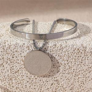 Ayatul Kursi islámico Eid árabe Pvd recubierto de acero inoxidable joyería collar y pulsera encantos Corán silla a prueba de agua - Product Image 4