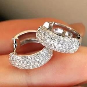 Pendientes de Lujo Estilo Hip Hop con 5 Filas de Diamantes Moissanite Claridad D, Oro Sólido de 18K, Pendientes Unisex para Fiestas y Bodas - Product Image 1