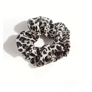 Nouveau chouchou et bandeau imprimé léopard et floral bohème – Tissu très élastique, cadeau naturel - Product Image 3