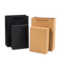 Boîte cadeau en papier kraft grande taille en gros, en carton rigide en stock pour l'emballage de vêtements et les cadeaux de mariage