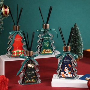 Aikun - Juego de Difusores de Aromas de Lujo Creativos para Regalo de Navidad, Caja de Regalo con Difusor de Vidrio de 200 ml, Aromaterapia Duradera y Ecológica para el Hogar y el Dormitorio - Product Image 1