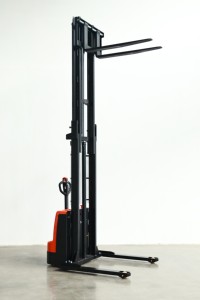 HELI Straddle Legs Electric Stacker 1.2 Ton Pallet Stacker Dengan Timbangan Multi Warehouse Forklift Self Stacker <span class=keywords><strong>Material</strong></span> Handling - Product Image 5