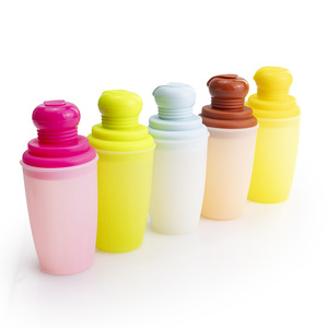 Moule en silicone personnalisable pour rouleau de glace facial, masseur réutilisable pour thérapie par le froid, resserrement des pores, réduction des gonflements et application de soins de la peau - Product Image 6