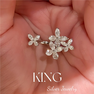 แหวนผีเสื้อลายดอกไม้เงินแท้ King Silver Jewelry ประดับเพชรคิวบิกเซอร์โคเนีย ตัวเรือนเงินสเตอร์ลิง S925 แหวนแฟชั่นสำหรับผู้หญิง เหมาะสำหรับงานปาร์ตี้ - Product Image 1
