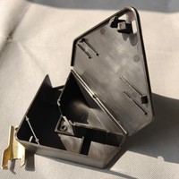 Piège à souris haut de gamme en PP solide avec verrouillage anti-interférence pour la protection domestique et l'utilisation en extérieur