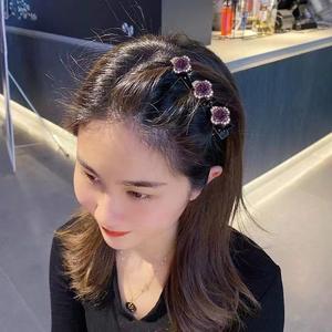 Pinces à <span class=keywords><strong>cheveux</strong></span> fleur en cristal à la mode MIO Pince à bec de canard tressée en strass étincelant Barrettes latérales colorées pour filles femmes - Product Image 6