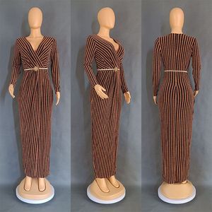 Campioncino Gratuito: Nuovo Abito Autunnale <span class=keywords><strong>da</strong></span> Donna con Decorazioni in Pizzo, Vestito Midi a Maniche Lunghe Personalizzato <span class=keywords><strong>da</strong></span> Fabbriche di Abbigliamento - Product Image 5