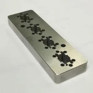 定制钛不锈钢铝组件钣金制造