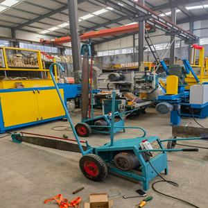 Scie à ruban verticale personnalisée OEM, alimentée à l'essence, coupe-bois avec une puissance de 3 kW et des dimensions de travail de 2200x2200 mm - Product Image 6