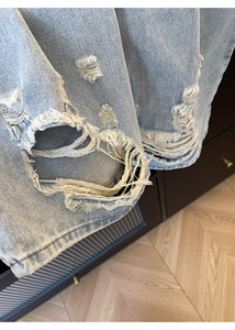 Jeans da Donna a <span class=keywords><strong>Vita</strong></span> Alta, Gamba Dritta, Senza Elasticità, <span class=keywords><strong>in</strong></span> Denim Lavato e Distressed, <span class=keywords><strong>con</strong></span> Lettere sul Fascia Interna <span class=keywords><strong>in</strong></span> <span class=keywords><strong>Vita</strong></span>, Stile Sehe Fashion - Product Image 2