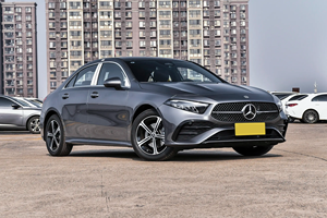 Mercedes Benz <span class=keywords><strong>Clase</strong></span> <span class=keywords><strong>A</strong></span> 2022 A180 L Sport Sedán <span class=keywords><strong>de</strong></span> <span class=keywords><strong>Segunda</strong></span> <span class=keywords><strong>Mano</strong></span>, Volante <span class=keywords><strong>a</strong></span> la Izquierda, Vehículo <span class=keywords><strong>de</strong></span> Gasolina en Buenas Condiciones para Exportación - Product Image 3
