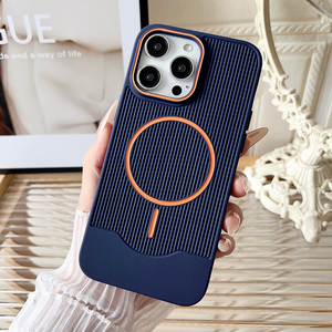 Coque de téléphone magnétique en TPU à faible quantité minimale de commande pour <span class=keywords><strong>iPhone</strong></span> 17 étui lentille colorée caméra couverture de téléphone portable pour <span class=keywords><strong>iPhone</strong></span> 15Pro Max 16E 14 13 12 MINI - Product Image 3