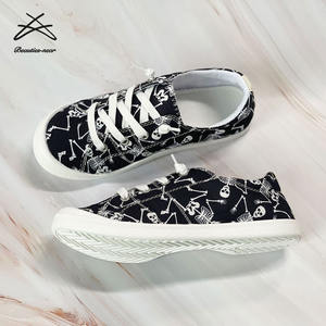 Chaussures de <span class=keywords><strong>marche</strong></span> décontractées à lacets pour femmes, baskets à la mode avec imprimé citrouille d'halloween, grande taille - Product Image 6