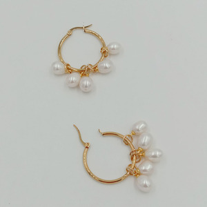 7-8mm <span class=keywords><strong>di</strong></span> alta qualità <span class=keywords><strong>di</strong></span> riso <span class=keywords><strong>perla</strong></span> naturale <span class=keywords><strong>con</strong></span> acciaio inossidabile 18k placcatura in oro <span class=keywords><strong>orecchino</strong></span> per <span class=keywords><strong>la</strong></span> <span class=keywords><strong>ragazza</strong></span> <span class=keywords><strong>di</strong></span> arte - Product Image 5